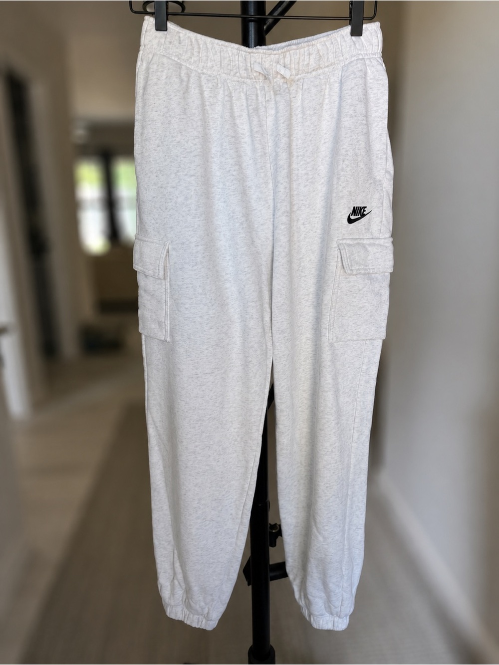 Nike Men’s Light Heather Gray Cargo Sweatpants